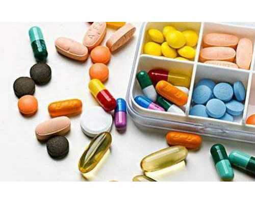 朝天宫古玩市场摆摊_土豆烧鸡块