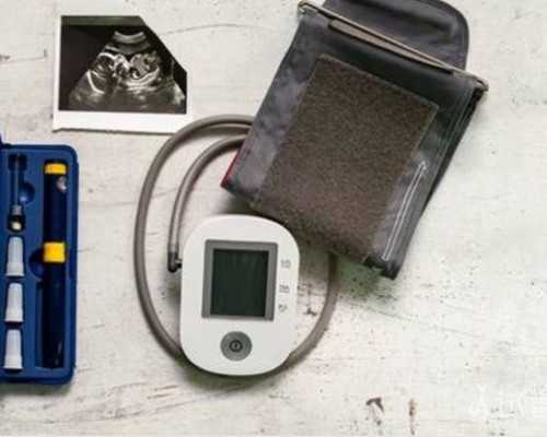 多囊卵巢怀孕易胎停吗？容易导致胎停的原因！~代孕流程和费用