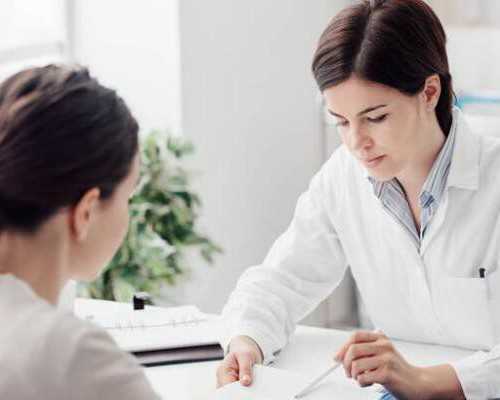 中国古玩界的十大收藏家_Large Standing Woman III