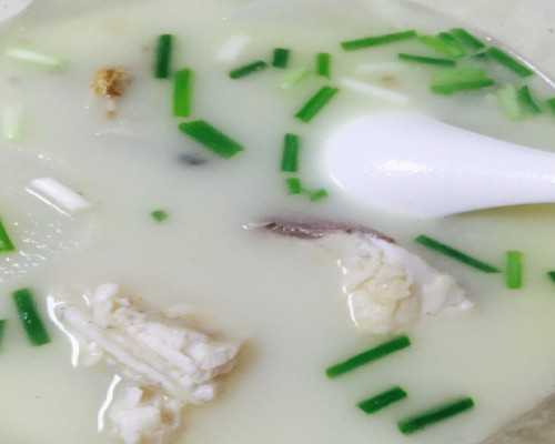 个人古玩收藏收藏证_打造校园外的美育“课堂”