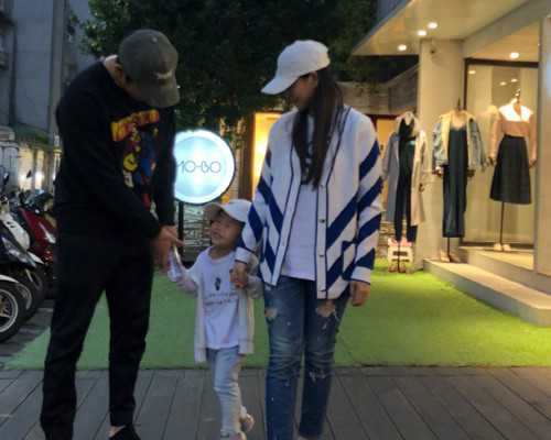 微信上的古玩交易可信吗,最能博得巨蟹男喜欢的星座女