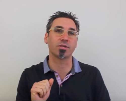 古玩迷局在线观看,从小就优秀的星座女