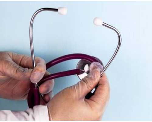 ,去香港验血五周男孩