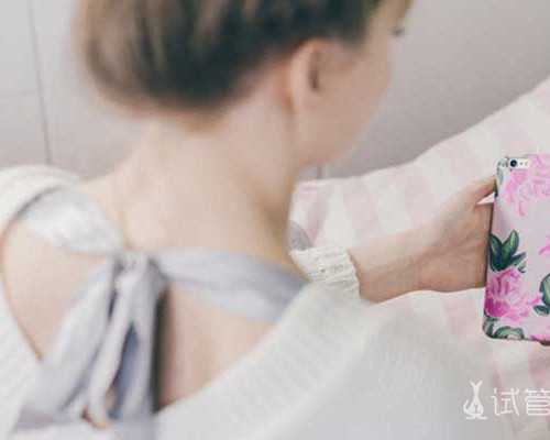 个人现金收购古玩,瑜伽靠墙倒卧式还你腿部曲线