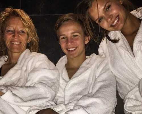 香港黄伟忠验血多少钱,【绝经8年还能做供卵试管吗】产后第五天，分享怀孕和