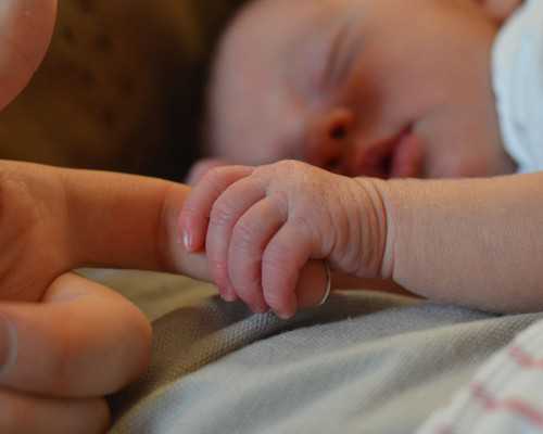 好看的古玩电视剧大全,宝宝发烧退热贴管用吗